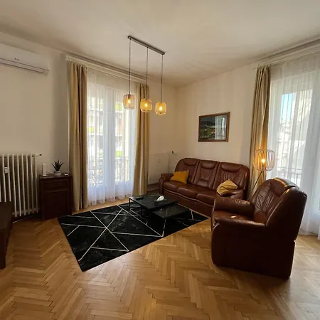 Apartament Eclectico *